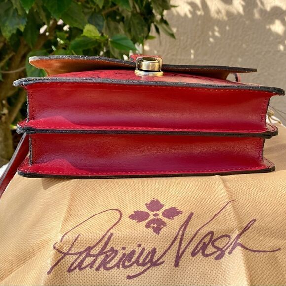 PATRICIA NASH LANZA LEATHER CROSSBODY CLUTCH ETCHED ROSES NWT - Picture 4 of 14